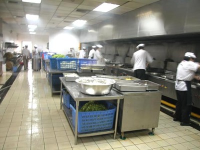 南京工厂膳食托管 | 如何找到口碑好的饭堂托管服务及餐饮企业管理要点